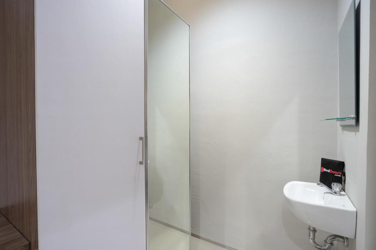 ג'קרטה Reddoorz Plus Near Jiexpo Kemayoran מראה חיצוני תמונה