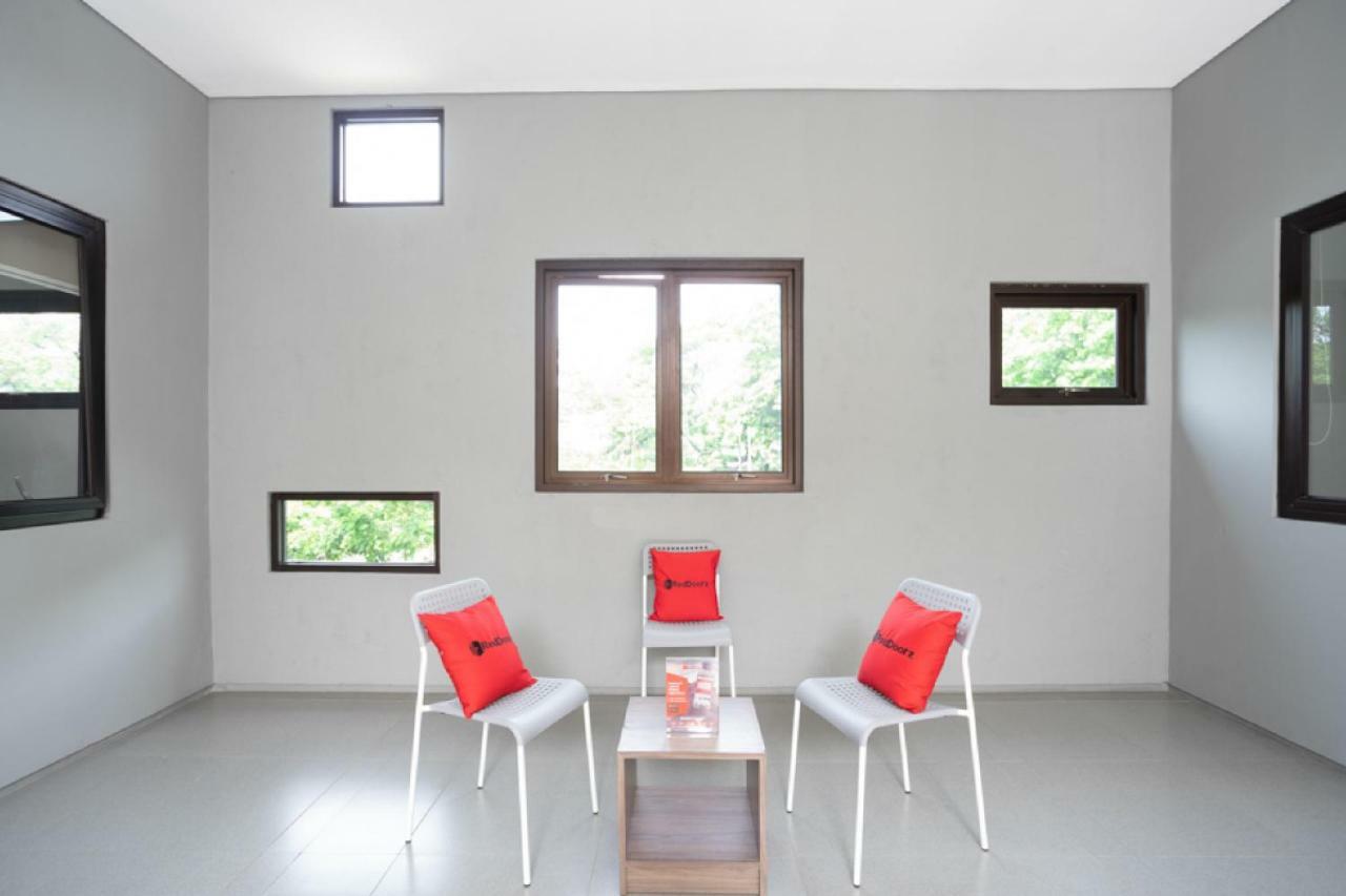 ג'קרטה Reddoorz Plus Near Jiexpo Kemayoran מראה חיצוני תמונה